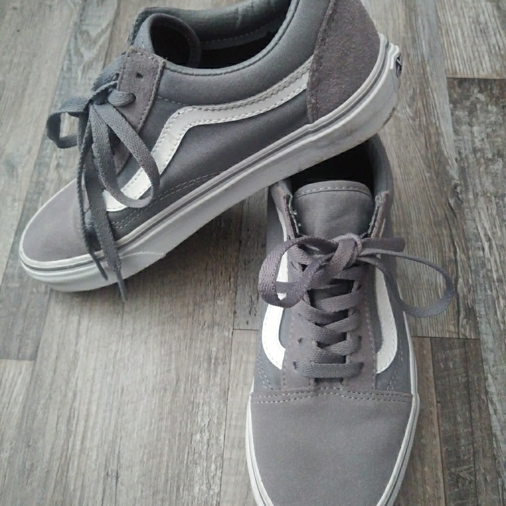 Grey Vans Suede Trimming - Picture 1 of 4